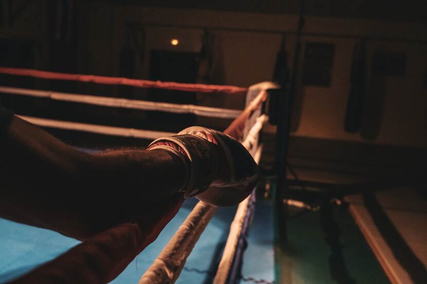 Foto van een bokser in een ring