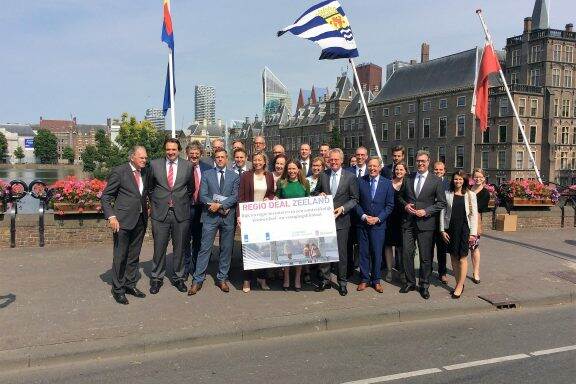 Groepsfoto Regio deal Zeeland